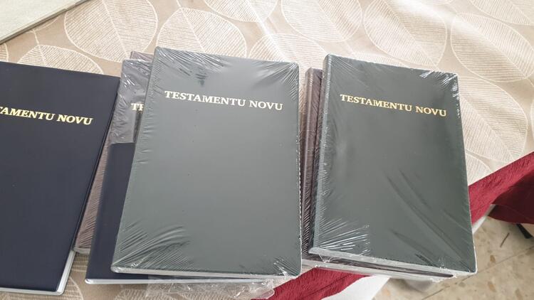 Testamentu Novu  Fa d'Ambö Sana Toñi Palea  